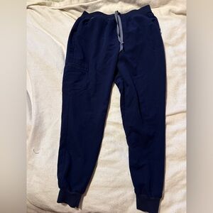 Women’s FIGS Zamora Jogger Scrub pants in Navy